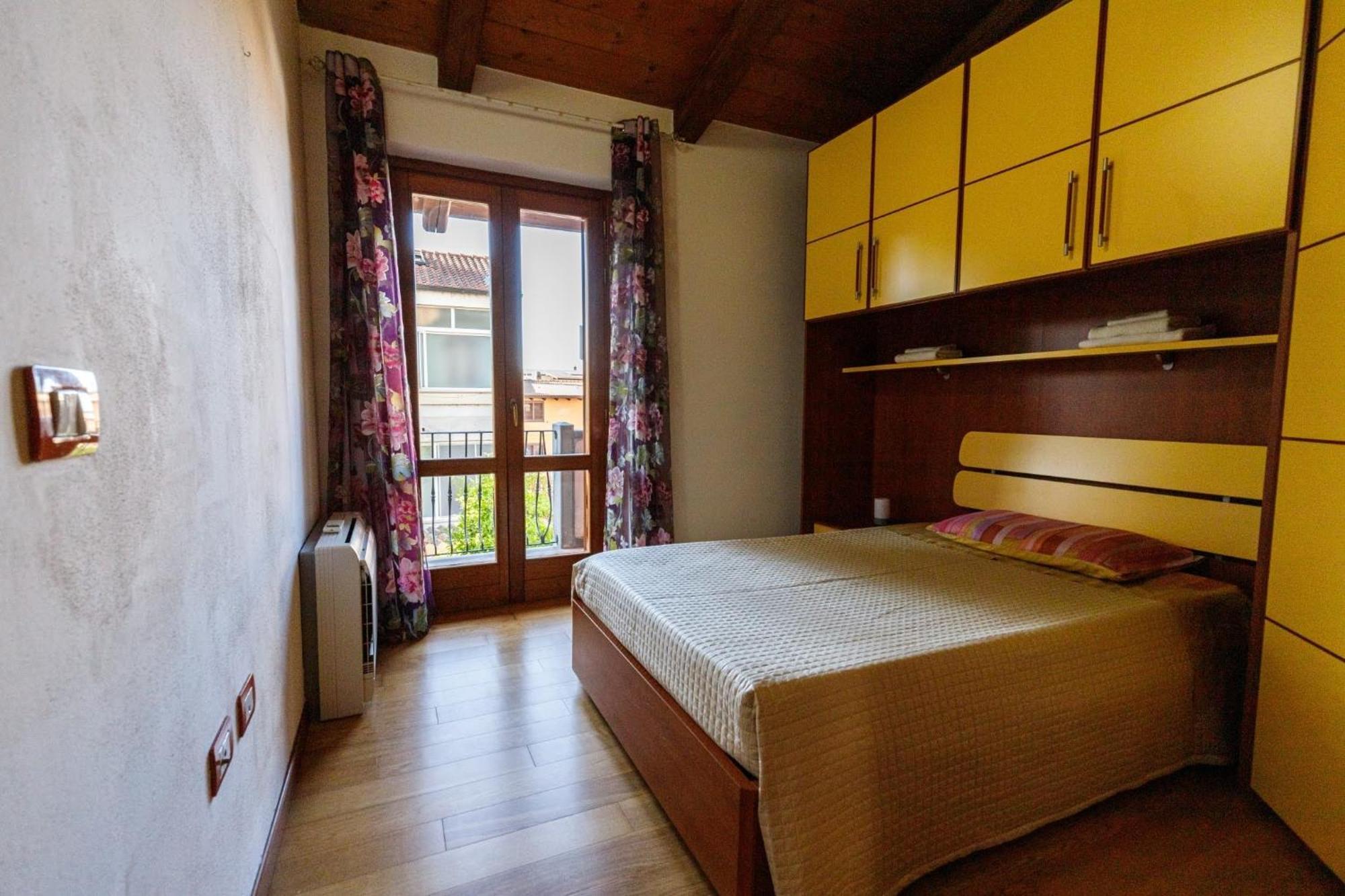 Casa Lilla 1 E 2 Apartment Ористано Екстериор снимка
