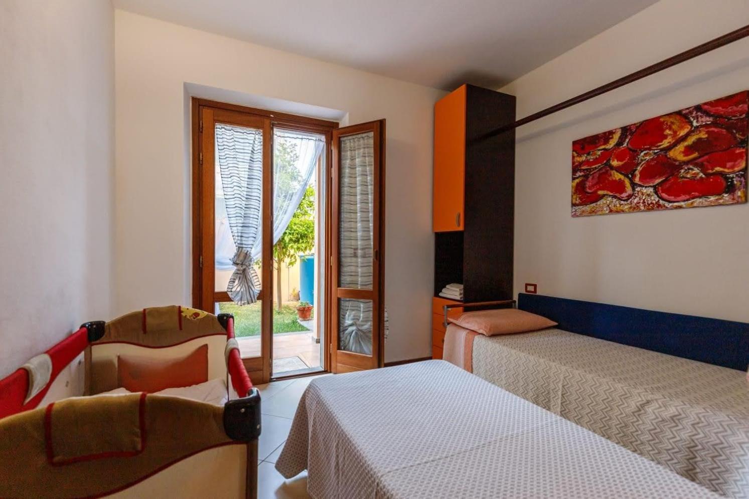 Casa Lilla 1 E 2 Apartment Ористано Стая снимка