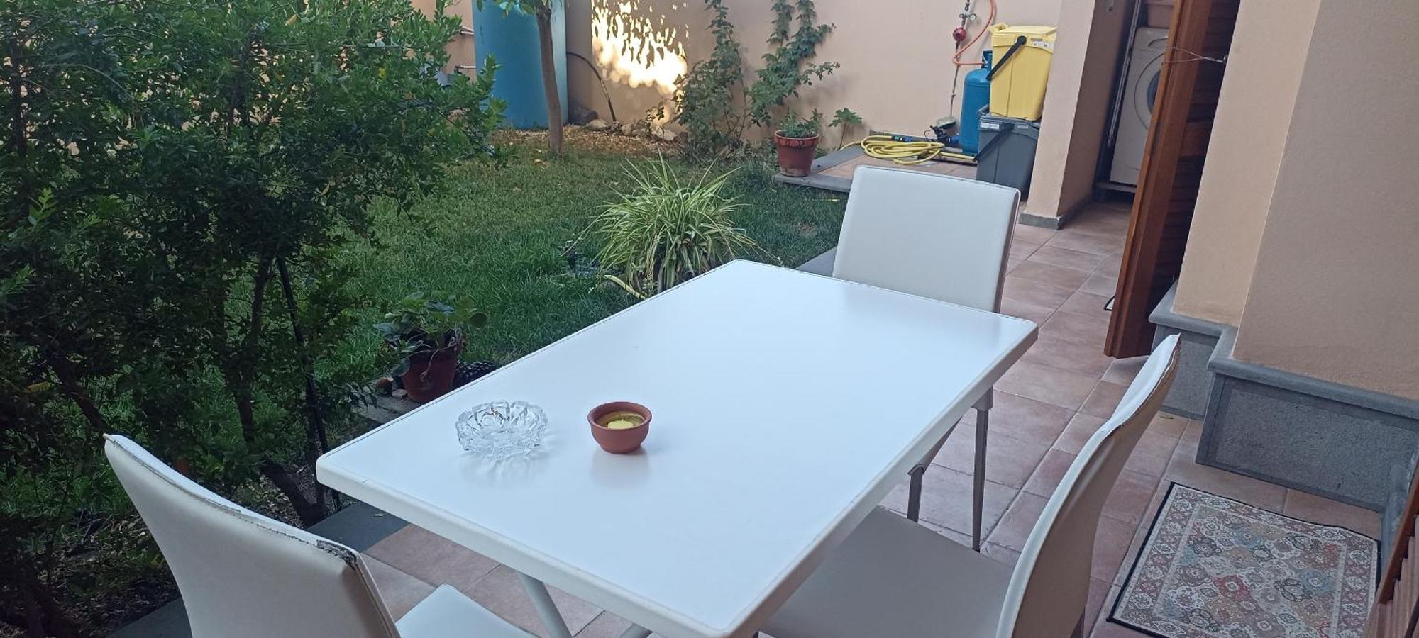 Casa Lilla 1 E 2 Apartment Ористано Екстериор снимка
