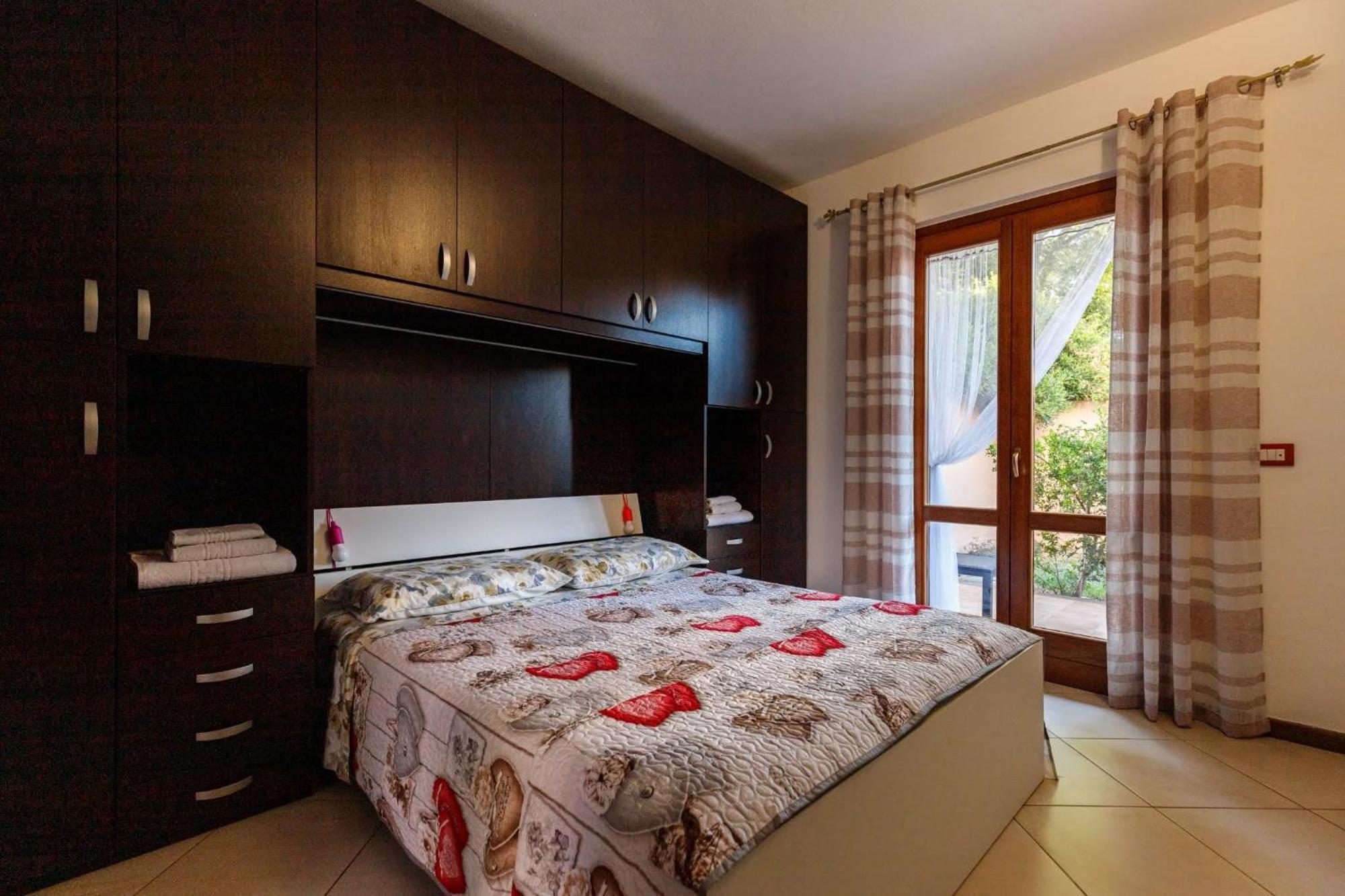 Casa Lilla 1 E 2 Apartment Ористано Стая снимка